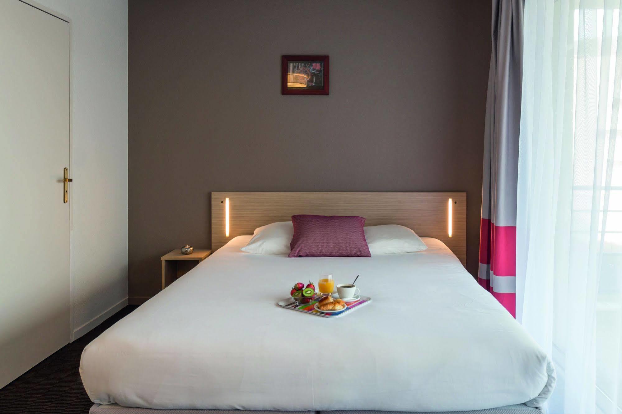 Appart'City Classic La Rochelle Centre Aparthotel Buitenkant foto